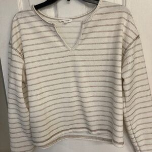 Blu pepper top size small